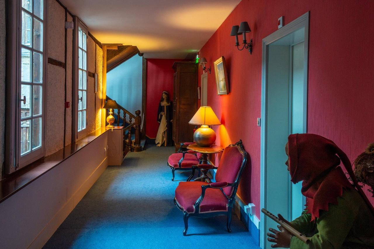 Hotel Raymond VII Cordes Sur Ciel Exteriör bild